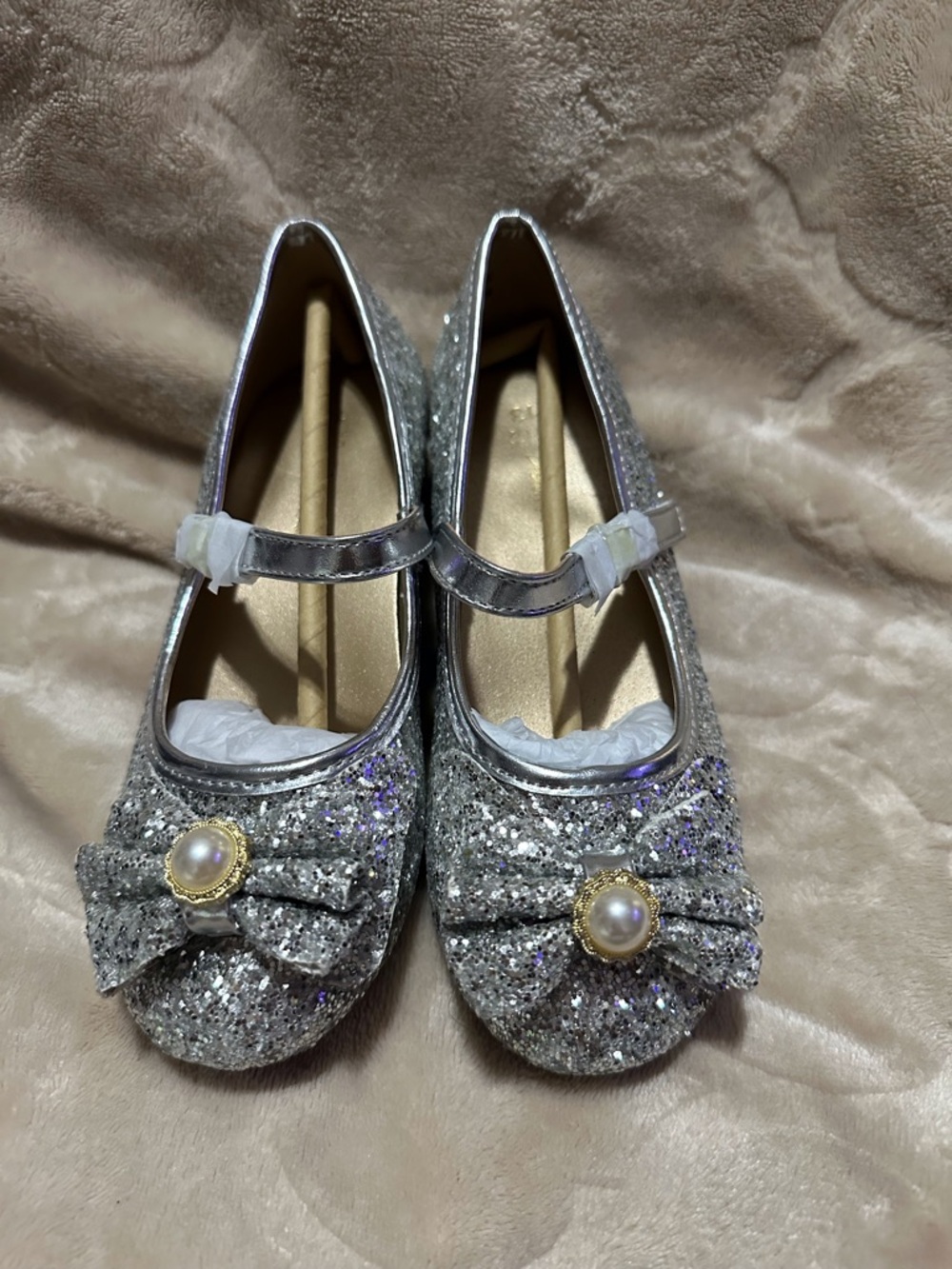 Girls' Silver Glitter Mary Janes with Pearl Bow Accent